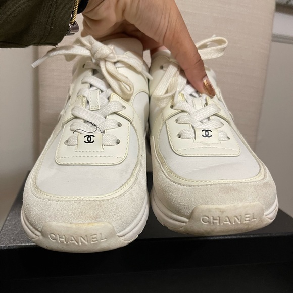Chanel all white rev sneakers - Picture 3 of 10